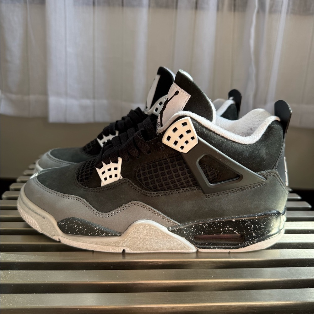 Mens Jordan 4 ‘Fear’ size 8